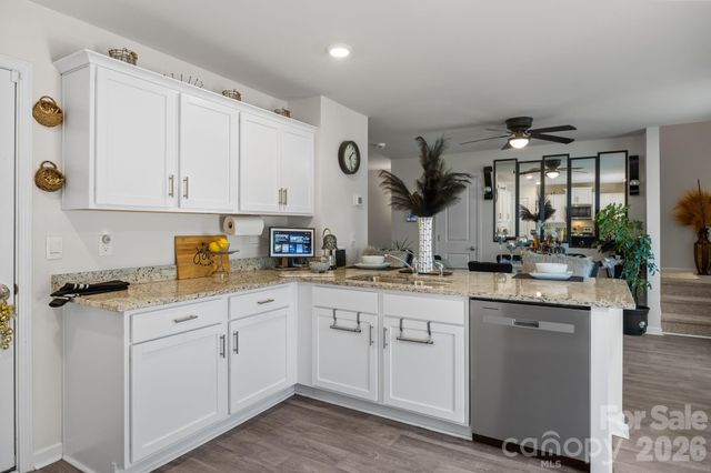 385 Olivia Court, Lexington, NC 27292