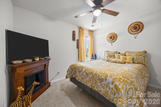 385 Olivia Court, Lexington, NC 27292