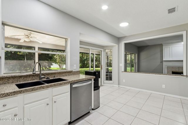 10536 MARLFIELD Court, Jacksonville, FL 32256