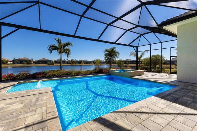 8249 PAVIA WAY, Lakewood Ranch, FL 34202