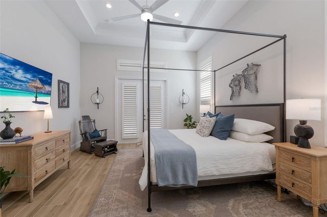 8249 PAVIA WAY, Lakewood Ranch, FL 34202