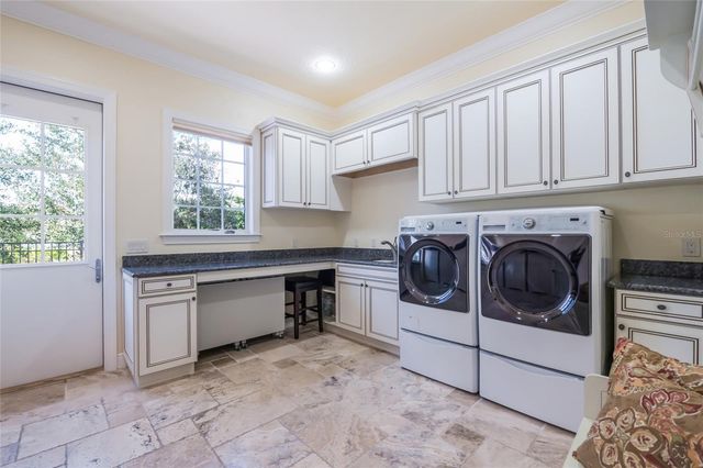 8249 PAVIA WAY, Lakewood Ranch, FL 34202