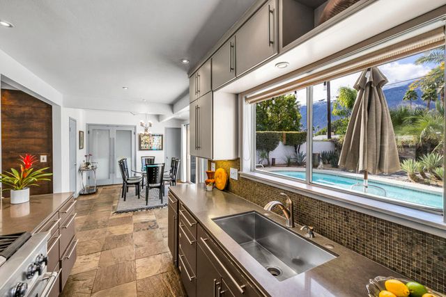 777 N Calle Rolph, Palm Springs, CA 92262