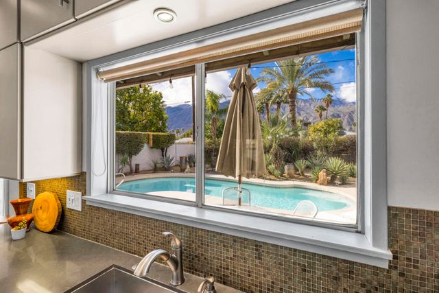 777 N Calle Rolph, Palm Springs, CA 92262