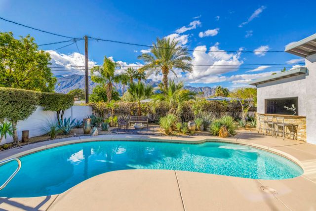 777 N Calle Rolph, Palm Springs, CA 92262