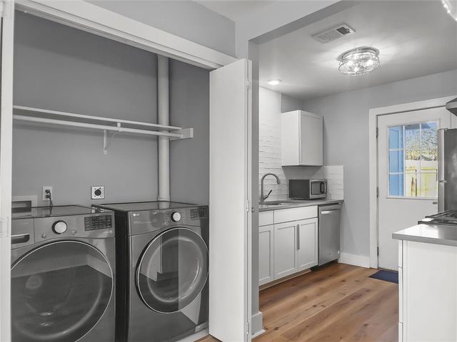 4805 Richmond Ave B, Austin, TX 78745