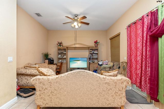 1017 Grove Park Circle, Boynton Beach, FL 33436
