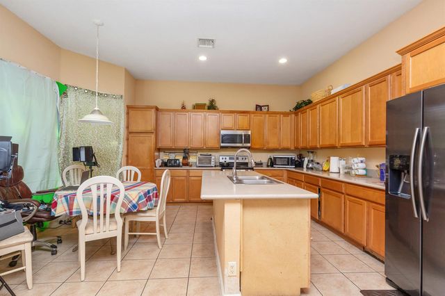 1017 Grove Park Circle, Boynton Beach, FL 33436
