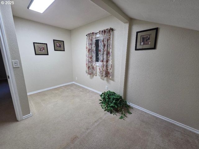 1820 FILBERT St, Forest Grove, OR 97116