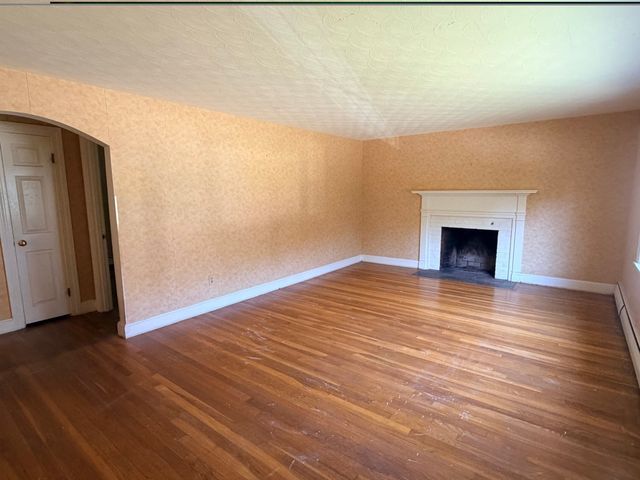 130 Central St, North Reading, MA 01864