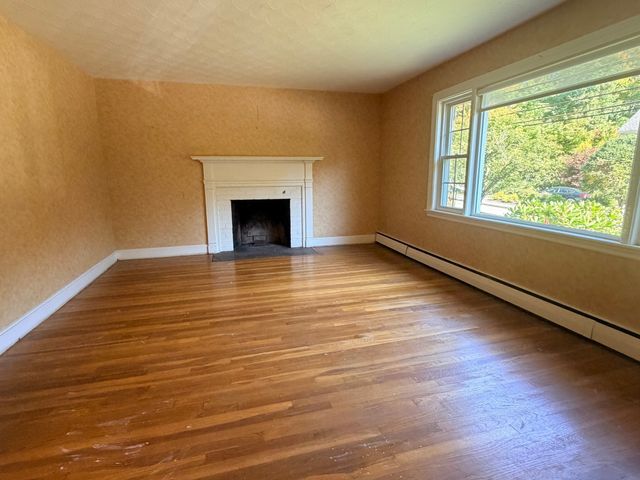 130 Central St, North Reading, MA 01864