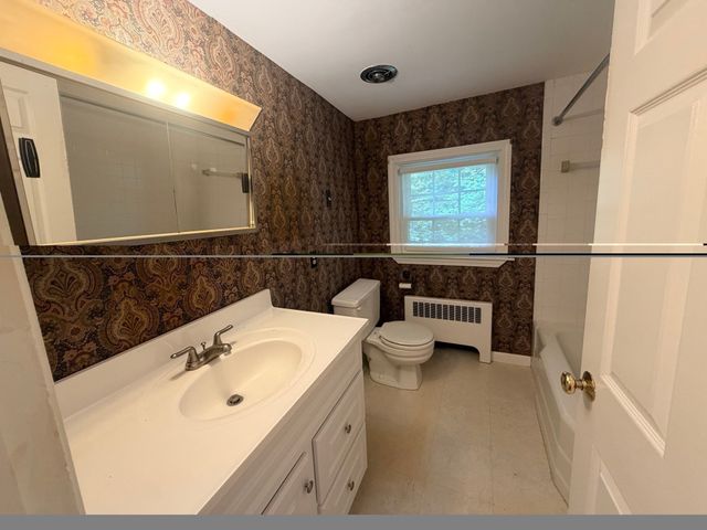 130 Central St, North Reading, MA 01864