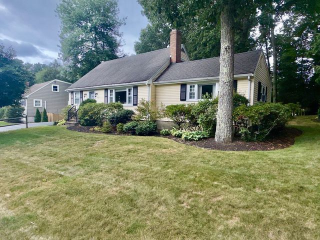 130 Central St, North Reading, MA 01864