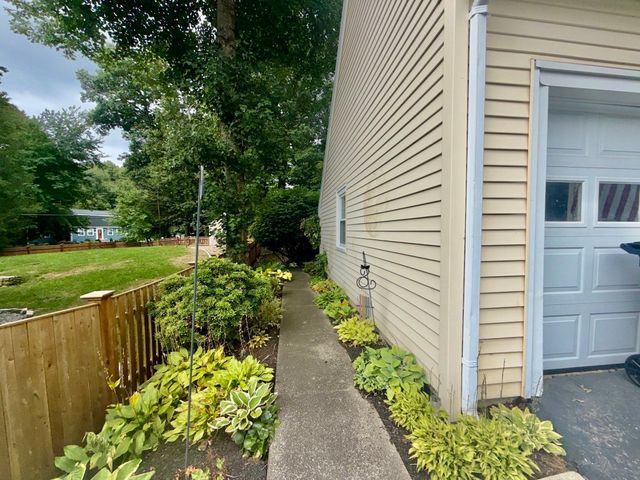 130 Central St, North Reading, MA 01864