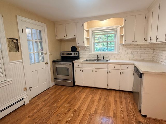 130 Central St, North Reading, MA 01864