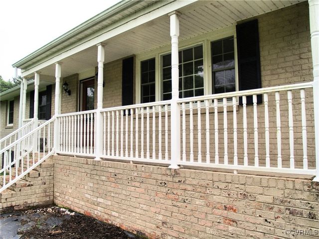 11001 Old Church Rd, New Kent, VA 23124