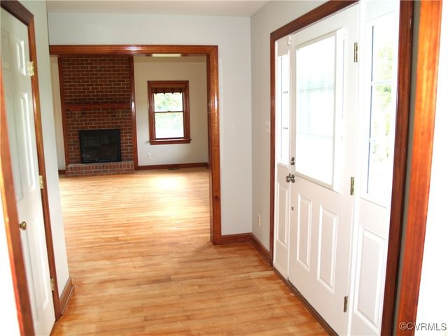 11001 Old Church Rd, New Kent, VA 23124