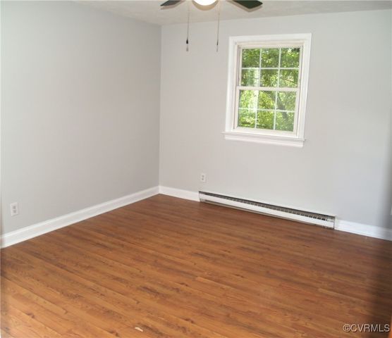 11001 Old Church Rd, New Kent, VA 23124