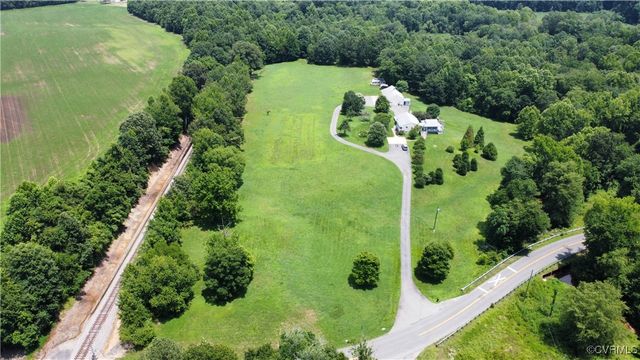 11001 Old Church Rd, New Kent, VA 23124
