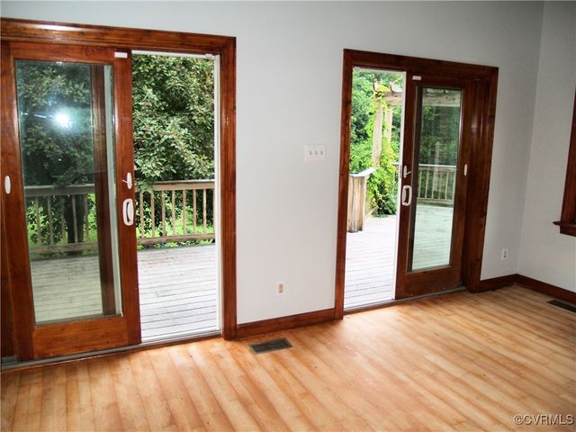 11001 Old Church Rd, New Kent, VA 23124