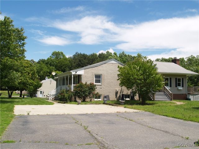 11001 Old Church Rd, New Kent, VA 23124