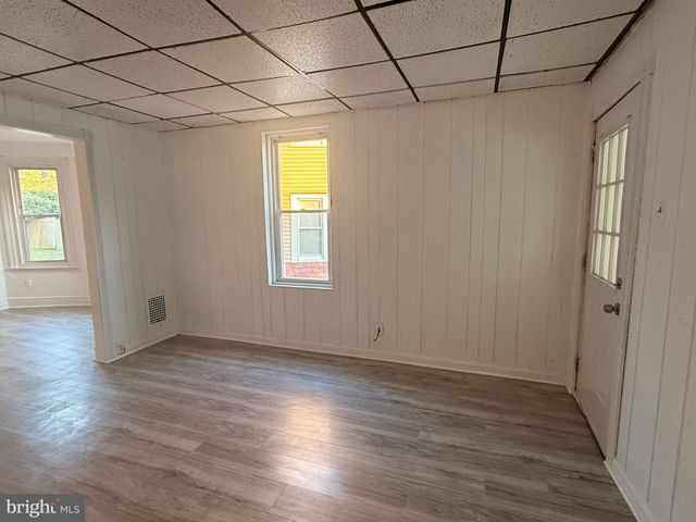 39 WALNUT ST, Clifton Heights, PA 19018