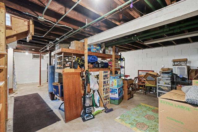 998 Minnehaha Avenue W, Saint Paul, MN 55104
