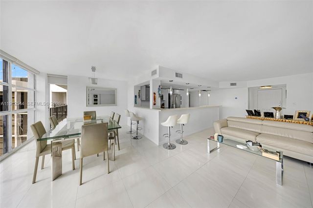 600 Parkview Dr 1114, Hallandale Beach, FL 33009