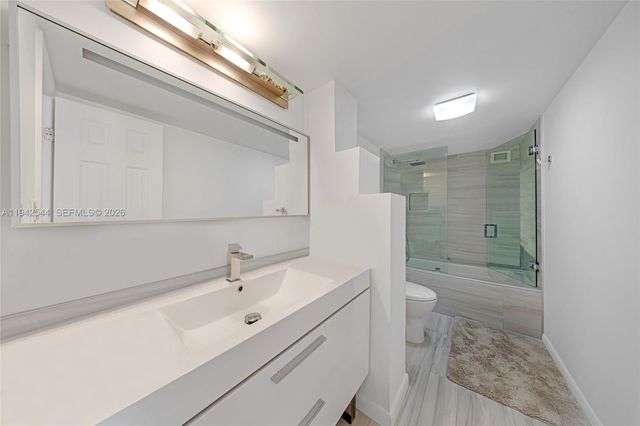 600 Parkview Dr 1114, Hallandale Beach, FL 33009