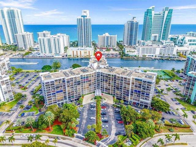 600 Parkview Dr 1114, Hallandale Beach, FL 33009