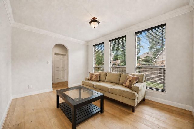 15711 Sandy Falls Court, Houston, TX 77044