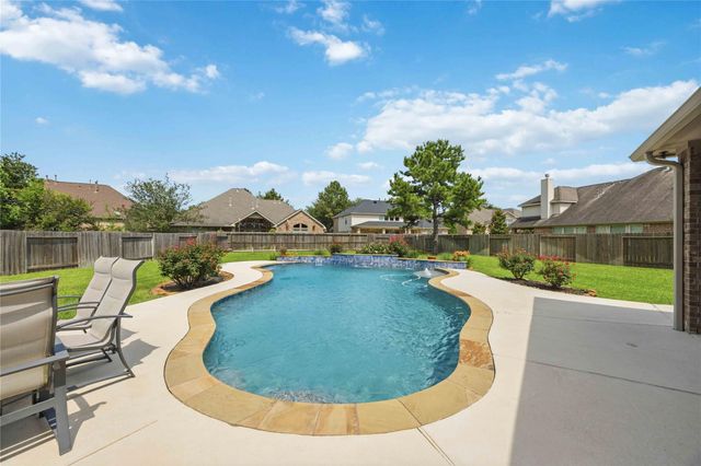15711 Sandy Falls Court, Houston, TX 77044