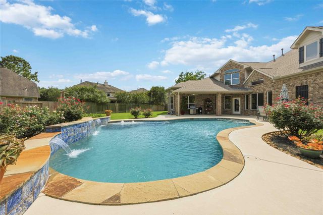 15711 Sandy Falls Court, Houston, TX 77044