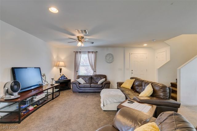 1029 Spotted Saddle Street, Henderson, NV 89015