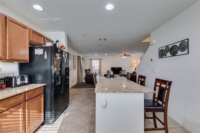 1029 Spotted Saddle Street, Henderson, NV 89015