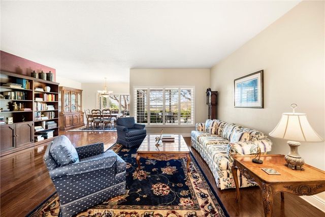 2621 N Mountain, Claremont, CA 91711