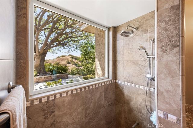 2621 N Mountain, Claremont, CA 91711