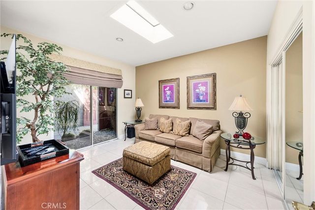 2621 N Mountain, Claremont, CA 91711
