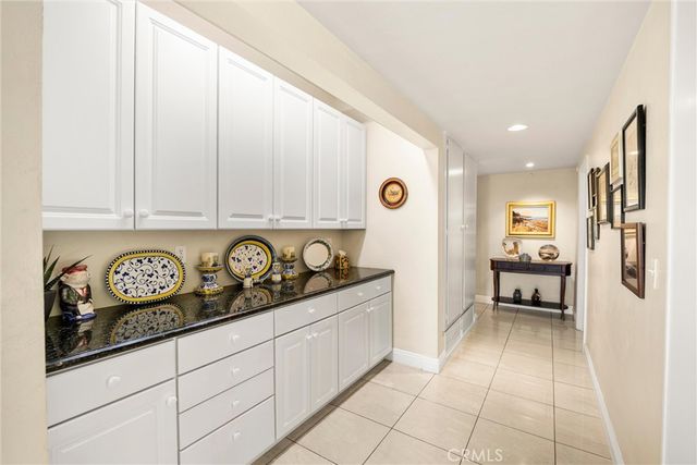 2621 N Mountain, Claremont, CA 91711