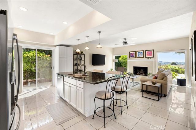 2621 N Mountain, Claremont, CA 91711