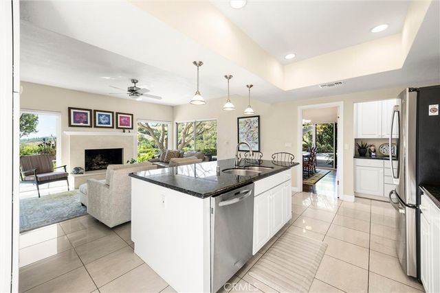 2621 N Mountain, Claremont, CA 91711