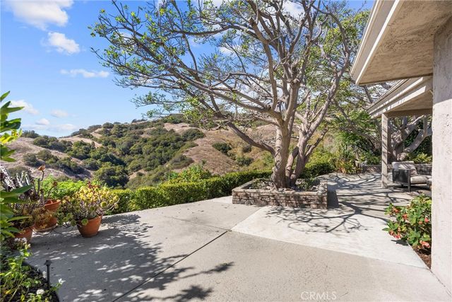 2621 N Mountain, Claremont, CA 91711
