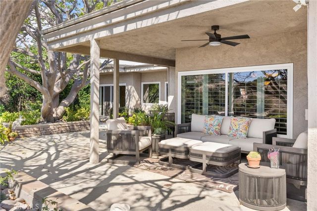 2621 N Mountain, Claremont, CA 91711