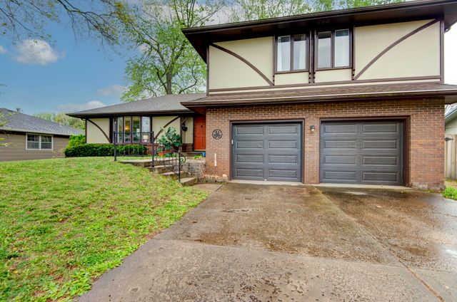 2150 E Raynell Street, Springfield, MO 65804