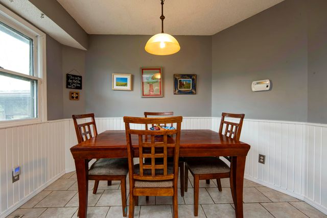 2150 E Raynell Street, Springfield, MO 65804