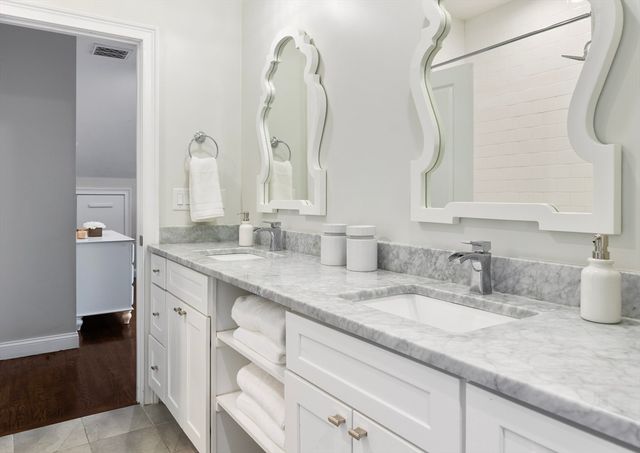 205 Pond Street, Hopkinton, MA 01748