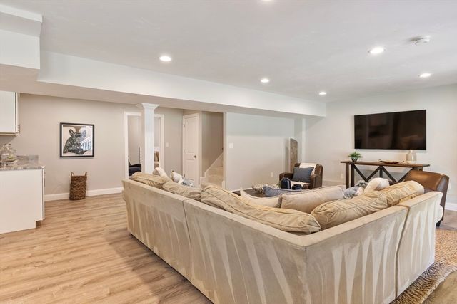 205 Pond Street, Hopkinton, MA 01748