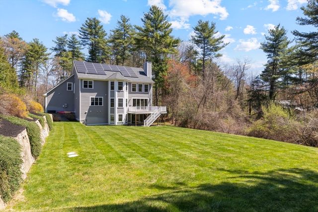 205 Pond Street, Hopkinton, MA 01748