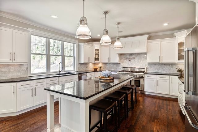 205 Pond Street, Hopkinton, MA 01748