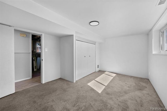 2268 Serra Drive, Sterling Heights, MI 48310